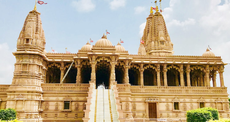 Swaminarayan Temple Nagpur (Timings, History, Entry Fee, Images, Aarti ...